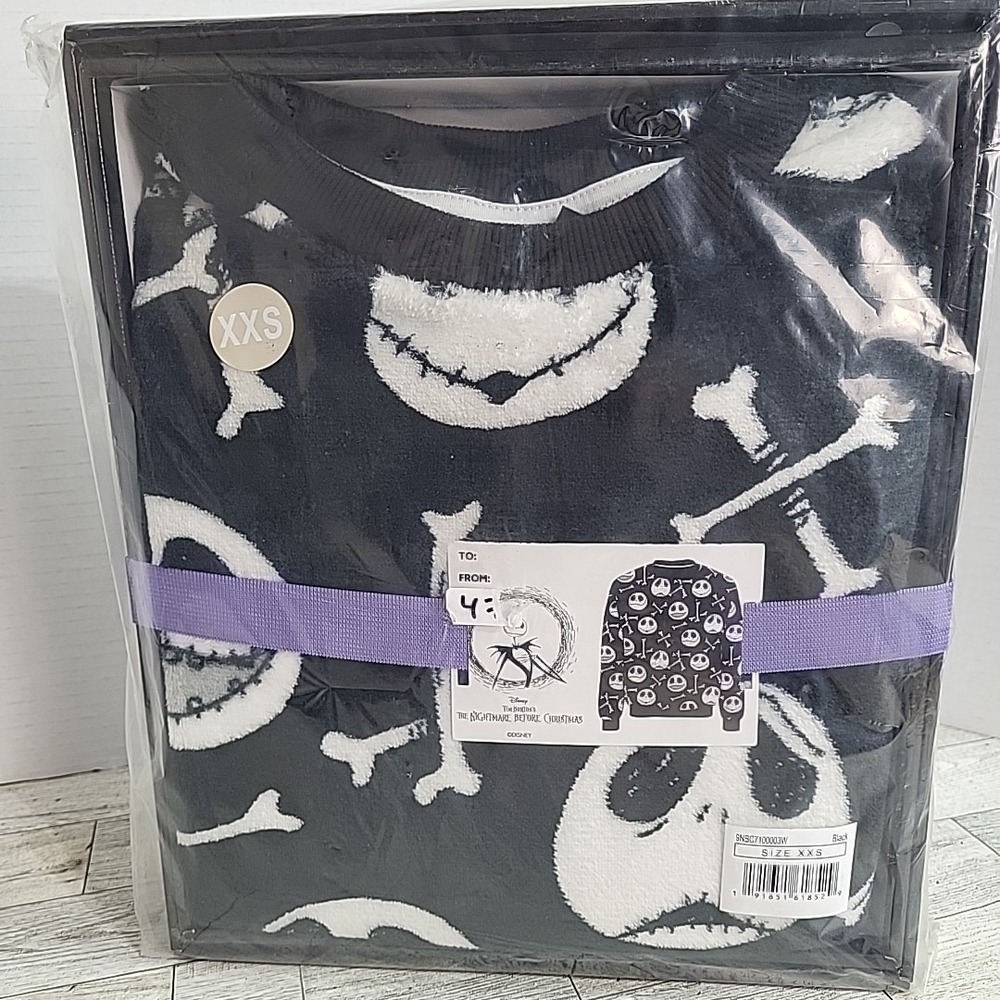 Nightmare Before Christmas Plush Sweatshirt XXS Women's With 2 Piece Gift Box